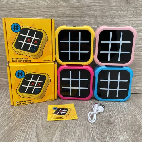 TrikiMaster™ El juego de siempre, ahora con luces y portátil