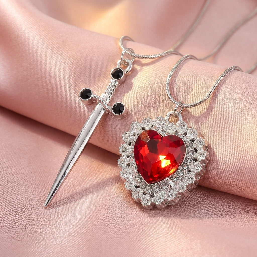 Collar de Pareja Corazón con Espada Daga - 2 Collares + Caja de Regalo